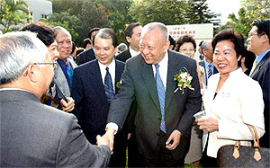 五一勞動節慶祝酒會。